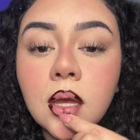 LipLiner Glow